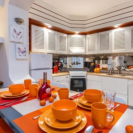 Clementina Duplex Apartment